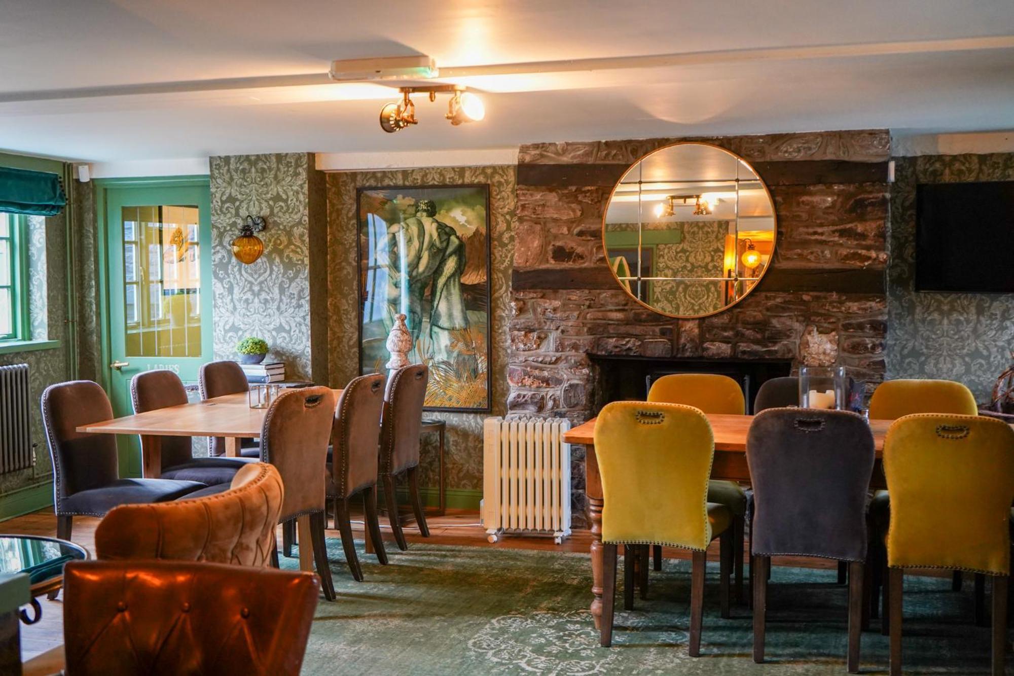 The Bluebell Country Inn, Крикхауэлл Экстерьер фото