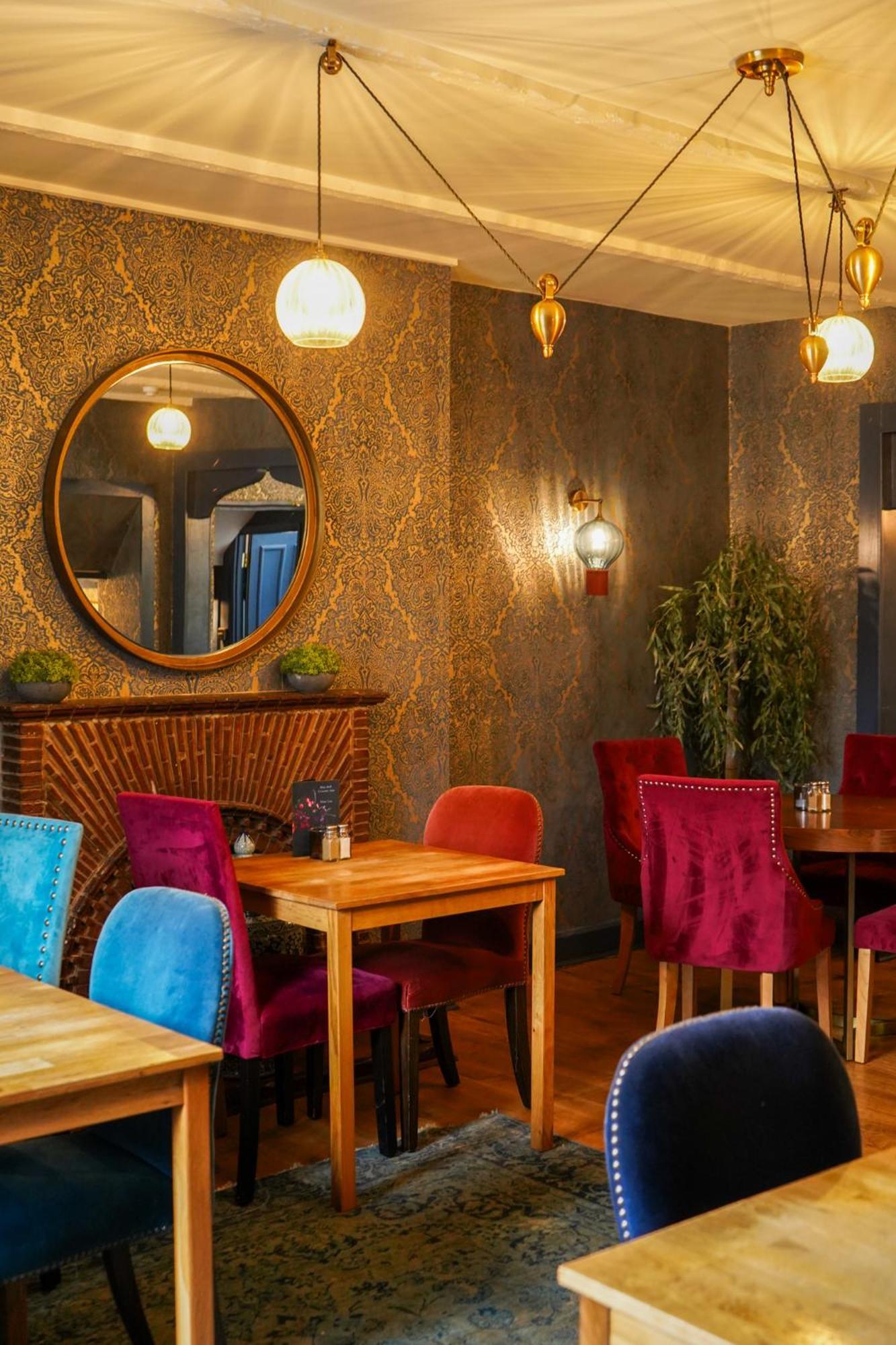 The Bluebell Country Inn, Крикхауэлл Экстерьер фото