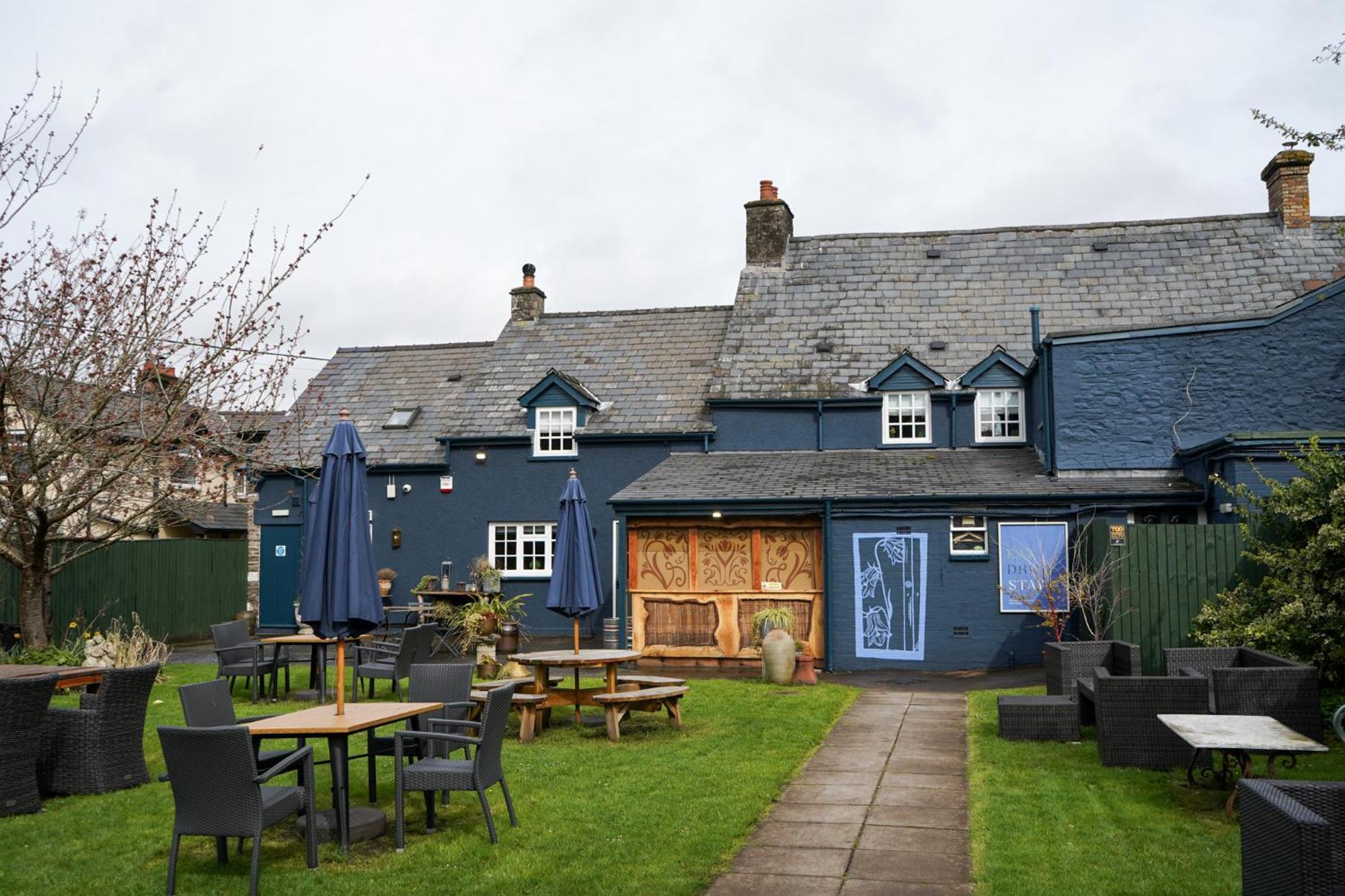 The Bluebell Country Inn, Крикхауэлл Экстерьер фото