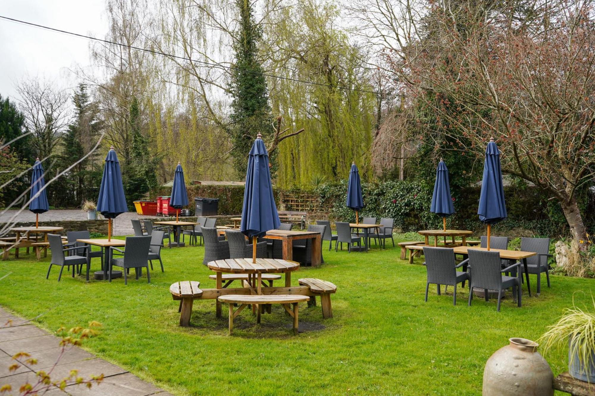 The Bluebell Country Inn, Крикхауэлл Экстерьер фото