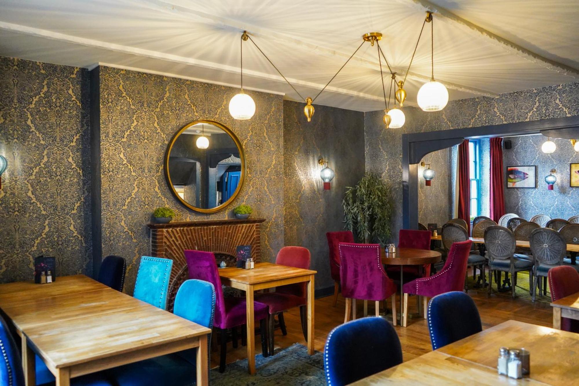 The Bluebell Country Inn, Крикхауэлл Экстерьер фото